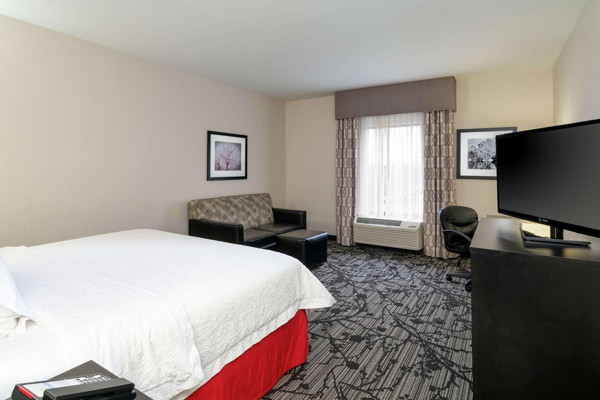 Hampton Inn And Suites Roanoke Airport/Valley View Mall Zewnętrze zdjęcie