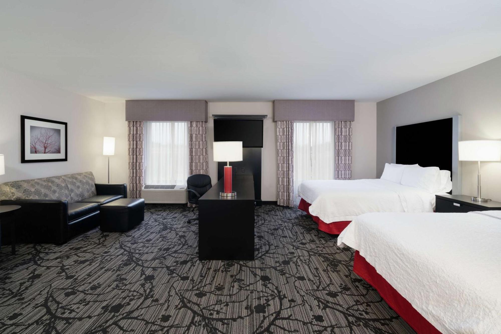 Hampton Inn And Suites Roanoke Airport/Valley View Mall Zewnętrze zdjęcie