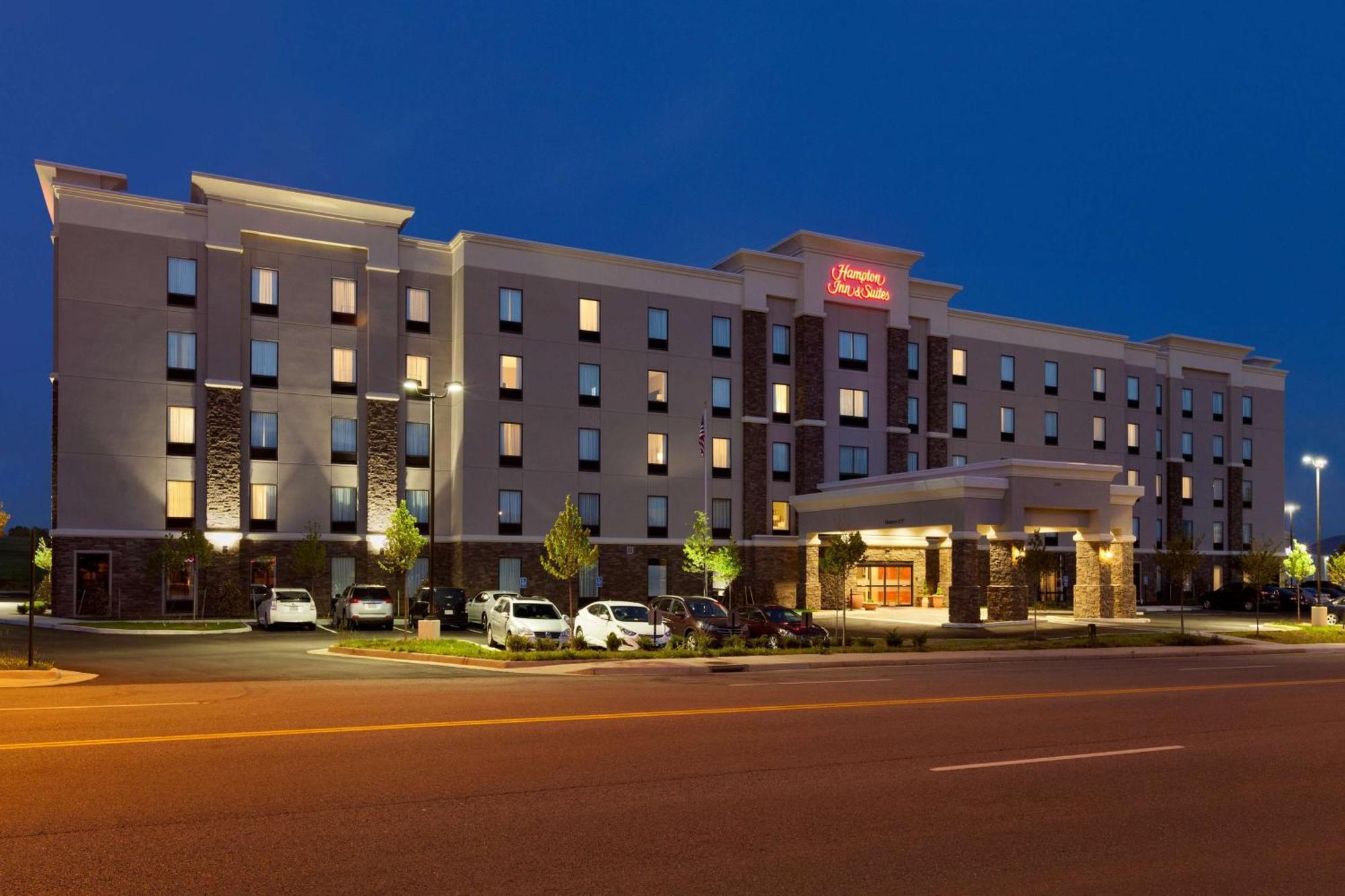 Hampton Inn And Suites Roanoke Airport/Valley View Mall Zewnętrze zdjęcie